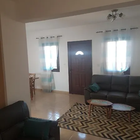 Anna-maria Villa *