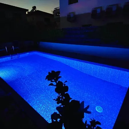 Anna-maria * Paralimni